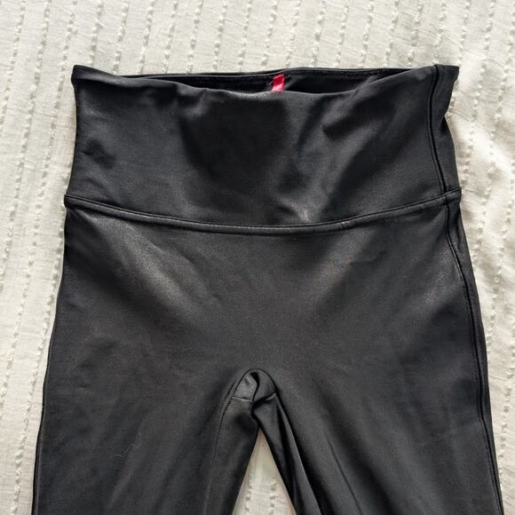 Spanx Womens Seamless Black Leggings size Small - Picture 3 of 6